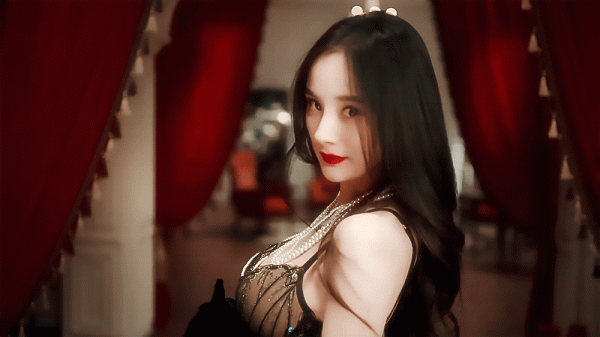 維密代言人楊冪，新出大片圖，無話可說