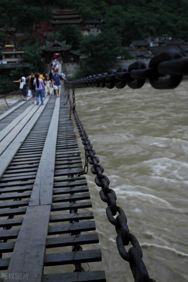 「舊文新讀」川藏線遊記3——大渡橋橫鐵索寒