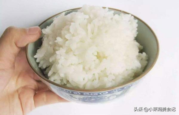 年夜飯，吃飯的6個&OpenCurlyDoubleQuote;禁忌&rdquo;要牢記，尊重老傳統，新年添福添吉祥