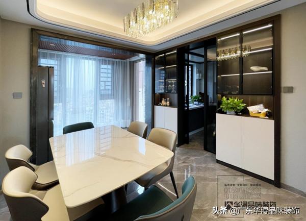 網際網路IT一族新家,簡美現代輕奢大平層,散發自由隨性氣質 網際網路IT一族新家,簡美現代輕奢大平層,散發自由隨性氣質