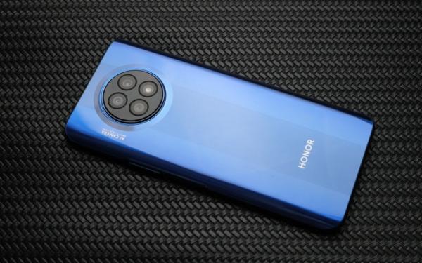 2000元左右連用4年不卡頓？今年這四款手機，何不瞭解下