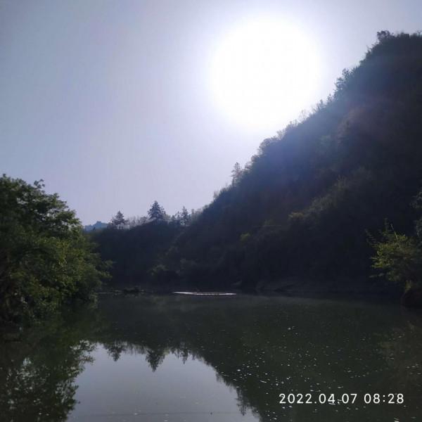 「放生漁獲」遵循不空軍的原則，路邊挖竹筍