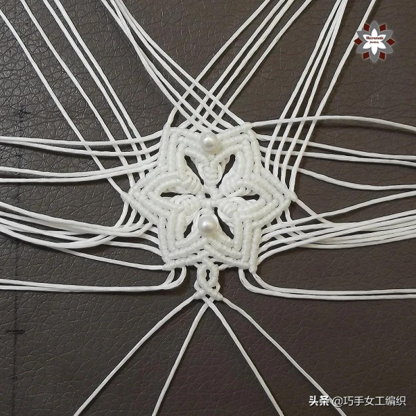 用繩子就能編出漂亮的雪花，超詳細的教程，一步一步教你編