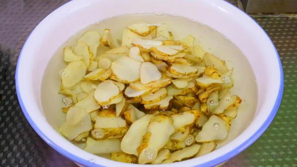 天冷了,少吃土豆蘿蔔多吃它,一次做好放冰箱,隨吃隨取,真省事 天冷了,少吃土豆蘿蔔多吃它,一次做好放冰箱,隨吃隨取,真省事