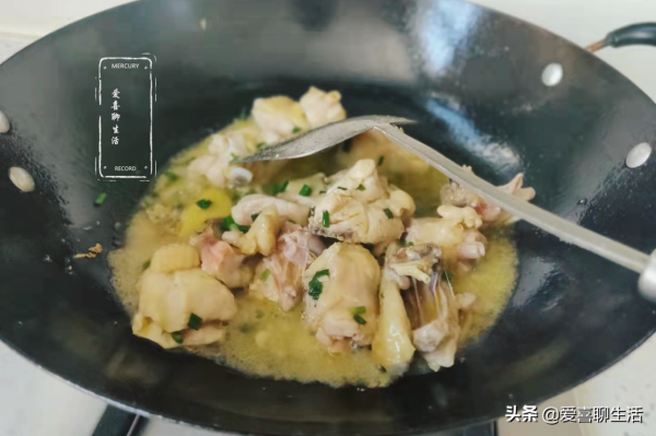 入秋後，吃牛羊肉不如吃它，12塊一斤，燉上一鍋滋補健腦，好鮮美