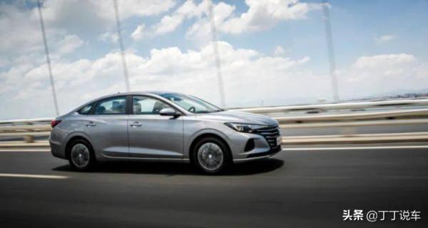 7萬元家轎雙子星,長安逸動PLUS/新帝豪怎麼選?試駕之後道出實情 7萬元家轎雙子星,長安逸動PLUS/新帝豪怎麼選?試駕之後道出實情