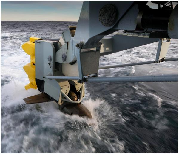 隨時擊沉英國航母！北約反潛太弱了，讓俄羅斯潛艇靠近到這個距離