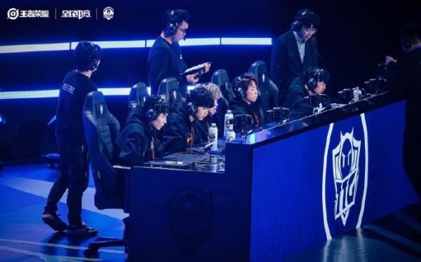 強悍雙C 釺城&;九尾:陌生金雨之下,堅持所愛再出發 強悍雙C 釺城&;九尾:陌生金雨之下,堅持所愛再出發