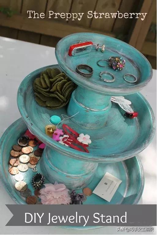 把廢舊的盤子碟子用這個方法摞起來，沒想到收納太強大了