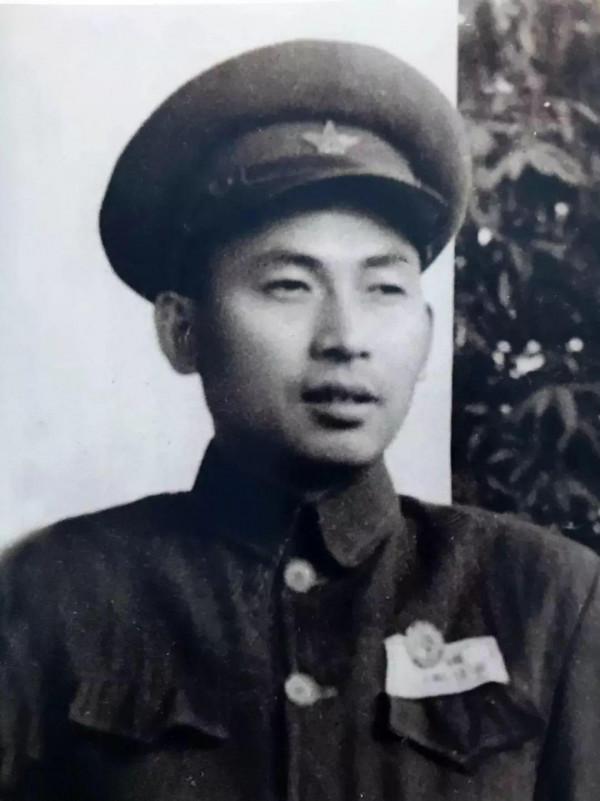 塔山阻擊戰,林彪派來一位聯絡員,吳克華:這是從沒有過的怪現象 塔山阻擊戰,林彪派來一位聯絡員,吳克華:這是從沒有過的怪現象