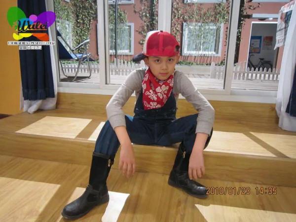 吳磊給小鮮肉做了個榜樣，難怪連吳京都粉上了他