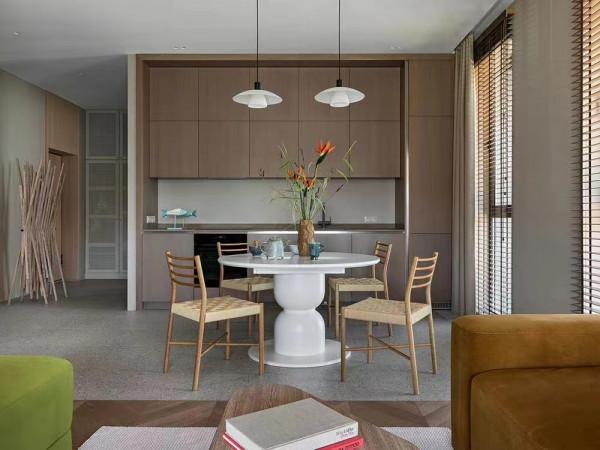 家有8歲男孩的兩室住宅，藤編+水磨石+兒童玩樂區，收住熊孩子