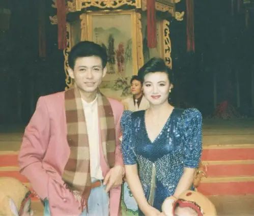 離開央視8位主持人，各有各的原因，有人身家破億，有人一落千丈