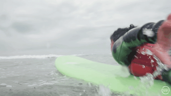 她天生只有上半身！慘遭遺棄後用雙手練成奧運健兒，活得比誰都酷