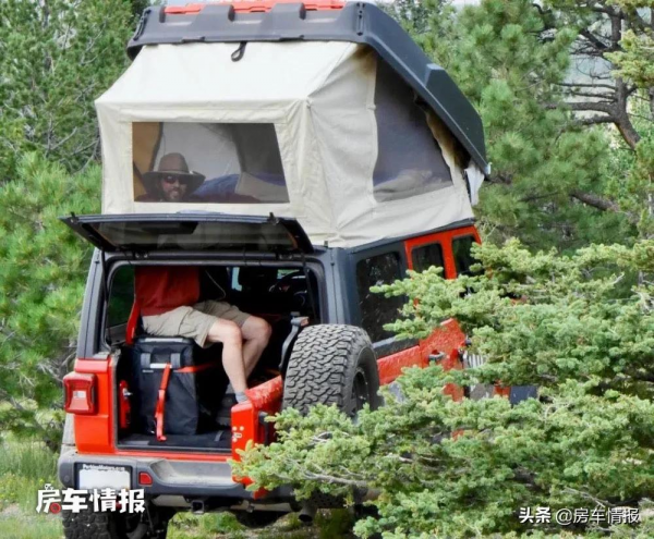 牧馬人露營車越野強悍!車頂彈出變大床,小兩口到無人區也睡得香 牧馬人露營車越野強悍!車頂彈出變大床,小兩口到無人區也睡得香