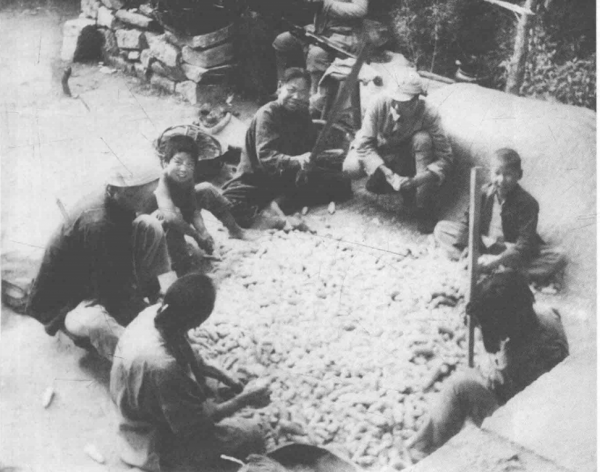 八路軍武裝越野,掉隊新兵發現秘訣,建國後成為大軍區參謀長 八路軍武裝越野,掉隊新兵發現秘訣,建國後成為大軍區參謀長