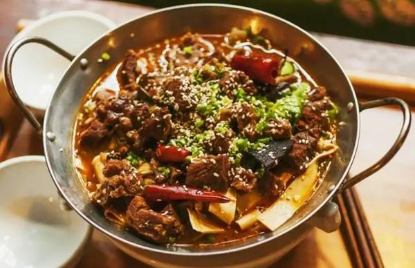 不管燉什麼肉，一定要放這4種香料，肉越燉越好吃，看完轉發