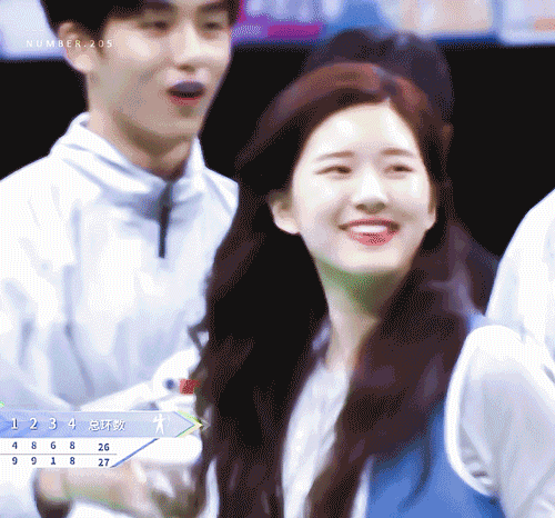 周也清冷，王楚然大氣，這屆小花終於有了辨識度 | 年終總結系列