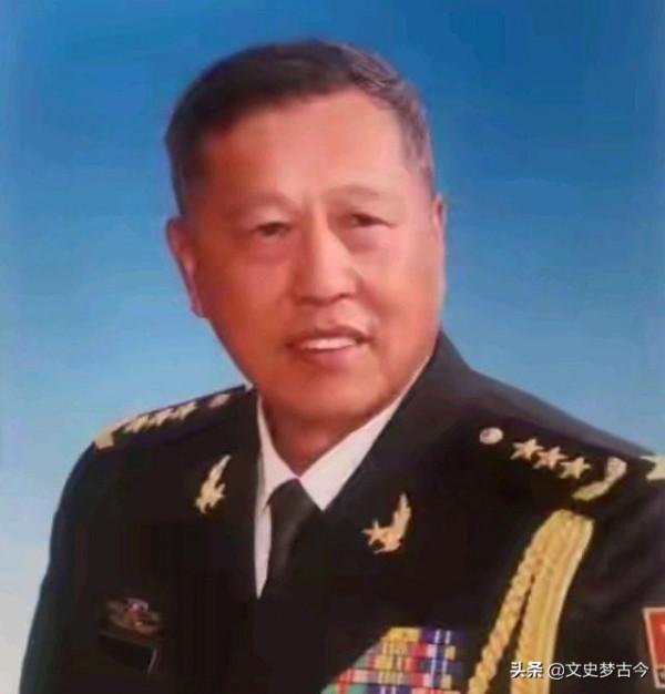 1985年,第55軍撤編後,軍長邢世忠受到重用,出任蘭州軍區參謀長 1985年,第55軍撤編後,軍長邢世忠受到重用,出任蘭州軍區參謀長