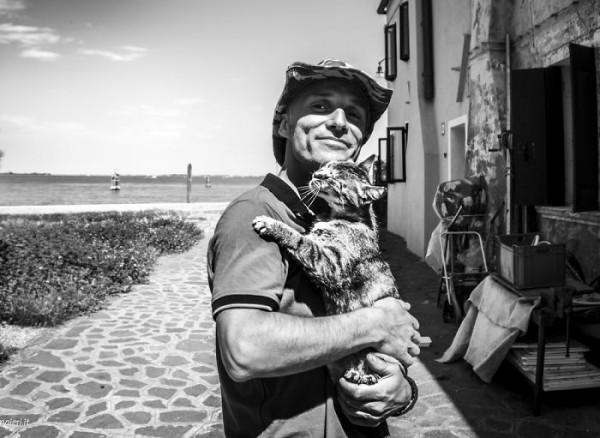 那些人和貓的親密瞬間，還有誰會不喜歡貓呢？