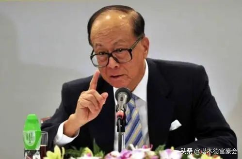 “商人”李嘉誠要回來了？套現海外資產加碼內地 背後深意耐人尋味