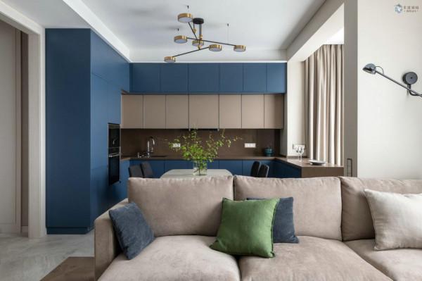 發現一對50歲夫妻的家，那叫一個與眾不同，拍照分享一下，很高階