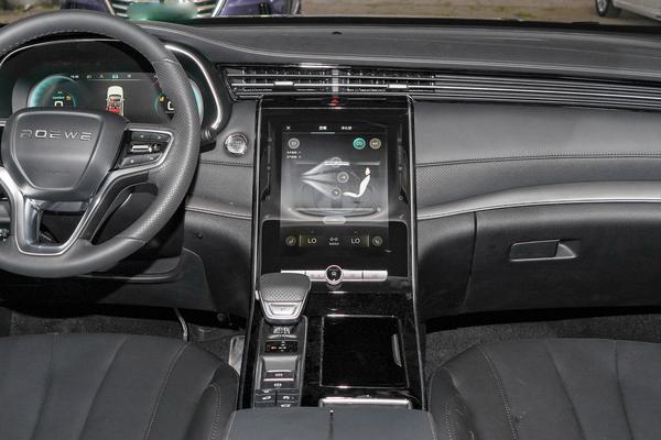 選購建議|榮威RX5 MAX夠寬敞夠智慧,選哪款合適 選購建議|榮威RX5 MAX夠寬敞夠智慧,選哪款合適