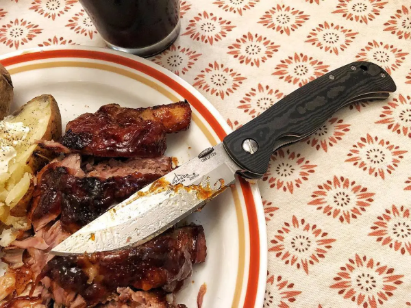 如何選擇牛排刀?一個好牛排刀的自我修養 如何選擇牛排刀?一個好牛排刀的自我修養