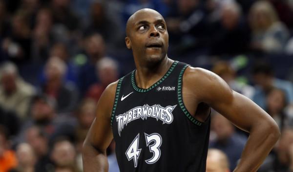 簽約鵜鶘後託利弗生涯已在12支球隊效力過 平NBA歷史紀錄