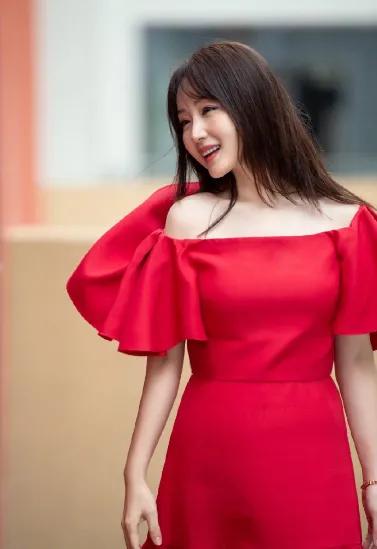 金童玉女甜歌皇后楊鈺瑩 金童玉女甜歌皇后楊鈺瑩