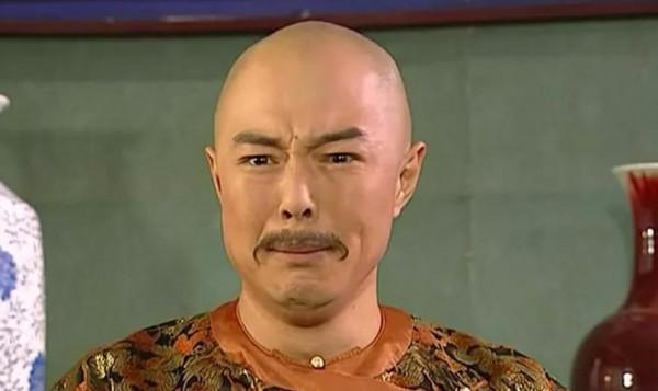 乾隆禪位後帶嘉慶去祭拜九歲的孩子，為何讓嘉慶行君臣跪拜大禮？