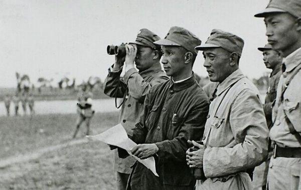 1947年，陳毅在電報上說，我黨創造傑出軍事家並不多，只有五個人