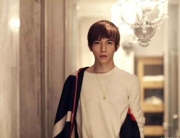 “宿命中的對手”韓寒郭敬明,為何二人差距越來越大? “宿命中的對手”韓寒郭敬明,為何二人差距越來越大?