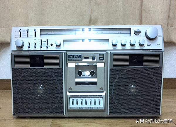 愛華 AIWA CS-90X 經典雙UV表單卡收錄機 愛華 AIWA CS-90X 經典雙UV表單卡收錄機