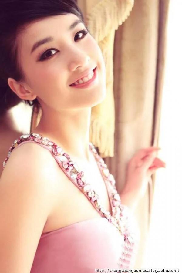 愛江山更愛美人——黃聖依美圖集一