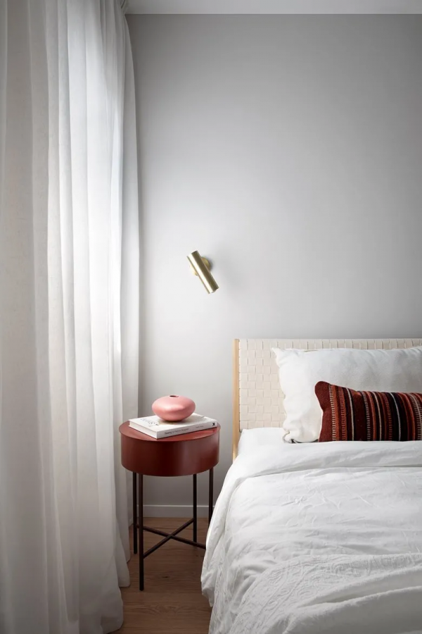 135平米的家不愛奢華愛素雅，讓一家四口都成為空間的主角