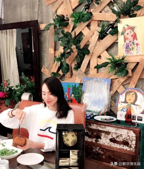 郭嘉文和林宣妤暗自較量，梁洛施坐收漁翁之利，深得李澤楷的歡心