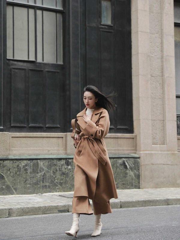 “長款大衣”也太適合冬天了,配上毛衣或長款提升氣質,溫暖顯瘦 “長款大衣”也太適合冬天了,配上毛衣或長款提升氣質,溫暖顯瘦