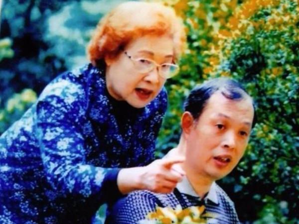 8位明星痛失子女，白髮人送黑髮人的傷痛，一生都無法彌合