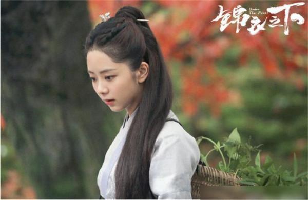 譚松韻狀態很好,臉蛋圓嘟嘟的,看起來彷彿還是一個高中生 譚松韻狀態很好,臉蛋圓嘟嘟的,看起來彷彿還是一個高中生