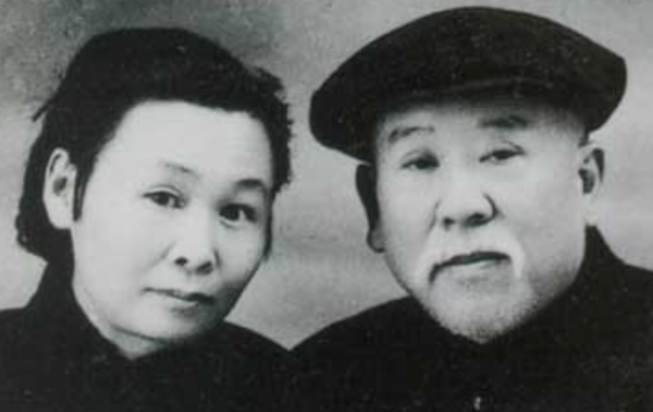 1960年，謝飄到北戴河探望陳賡，謝飄：鬍子爸爸，國家離不開你啊