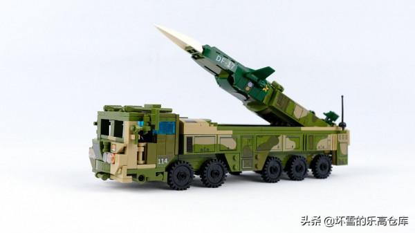 八合一的東風-17導彈發射車，能否得到8份的快樂呢？