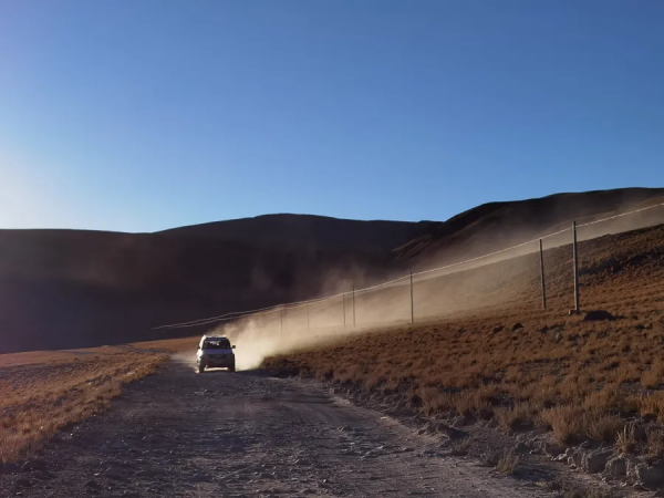 兩個人，一輛車，阿里北線無人區穿越