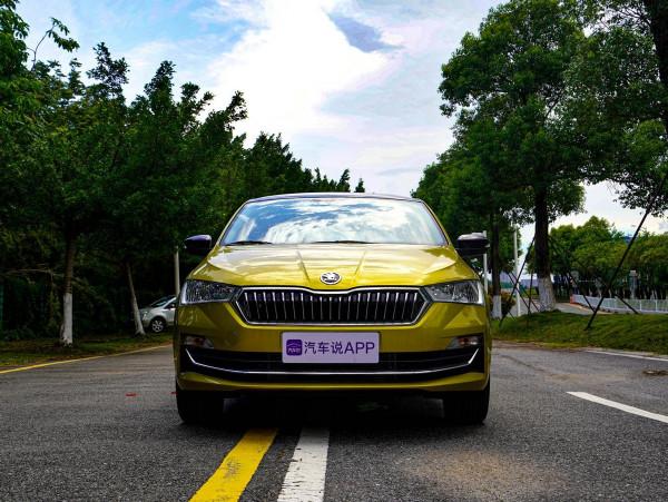 試駕斯柯達昕動！10萬元左右買兩廂車，它與飛度系如何選擇？