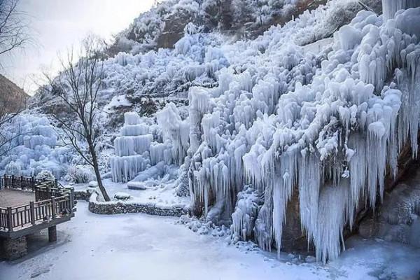 北京冬天去哪看冰瀑?收好,這10個人少景美的好地方 北京冬天去哪看冰瀑?收好,這10個人少景美的好地方