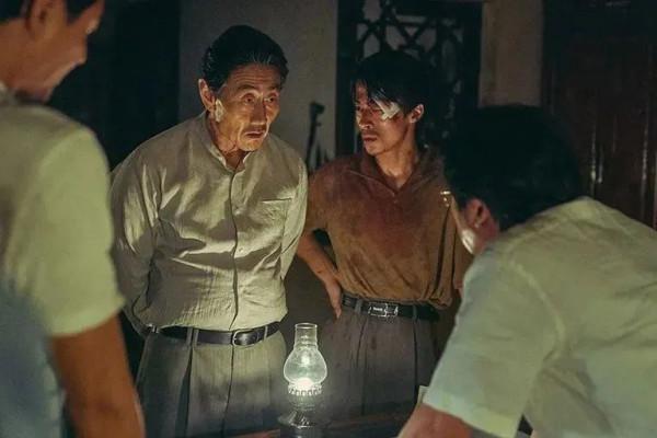 今年的韓影票房冠軍，太敢拍了