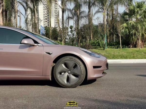 Ichanger（ICR）改變者改色膜：特斯拉 Model3改色冰莓粉