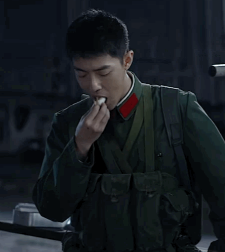 二毛四了，顧一野這身軍裝真的太帥了