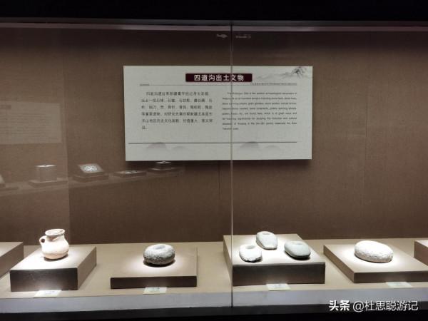 漢EV自駕新疆,木壘博物館最有意思的是錢幣按照朝代分別給你展現 漢EV自駕新疆,木壘博物館最有意思的是錢幣按照朝代分別給你展現