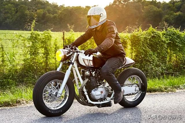 古色古香美式咖啡